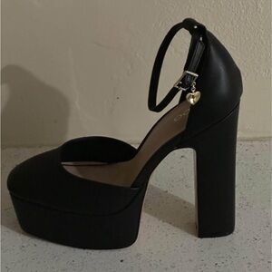 ALDO Leather Ankle Strap Platform Heels..Sz9..NEW.!!!